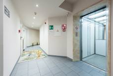 Hotel Kesslwirt - Barrierefreie Toilette für Gäste mit Behinderungen - Behindertengerechtes WC im Untergeschoss